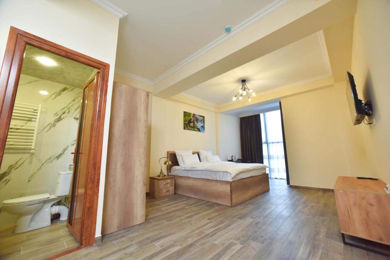 Altunyan Hotel Erevan Exterior foto